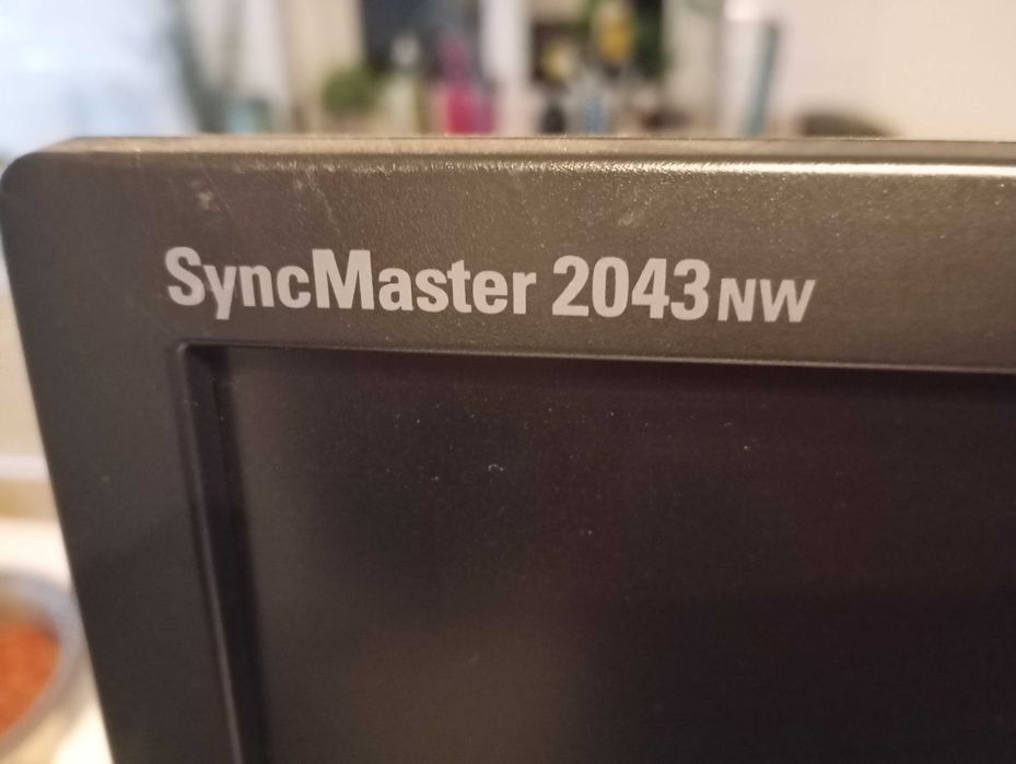 SAMSUNG LCD EnergyStar 2043NW WideScreen MONITOR PC ecrã 51 cm (20")