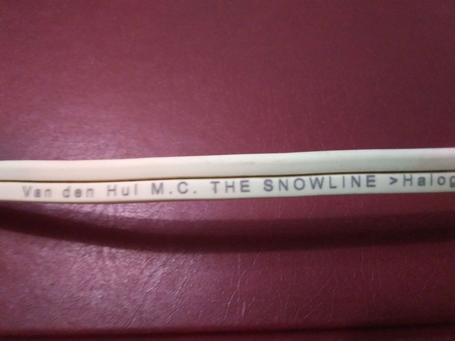 Акустический кабель Van Den Hul The Snow Line