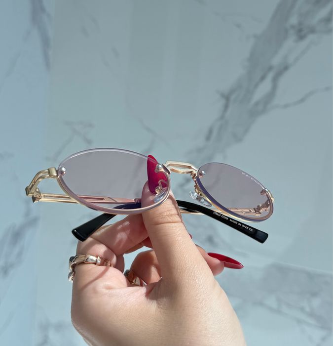 Солнцезащитные очки miu miu полный комплект хамелионы меняют цвет