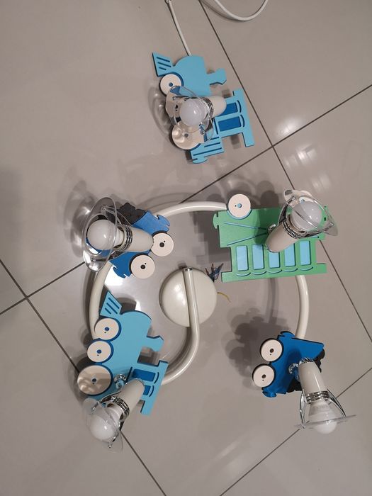 Komplet lamp dziecięcych. Sufitowa + kinkiet