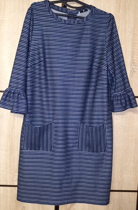 Тепла сукня бренду TU