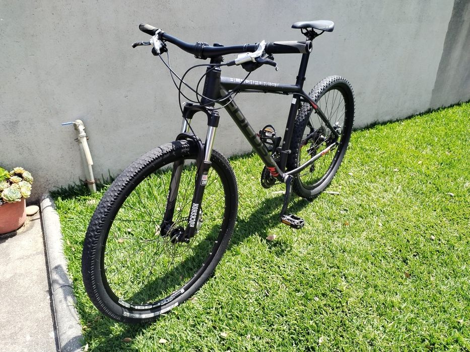 Bicicleta Focus Blackfores 27.5 preço fixo