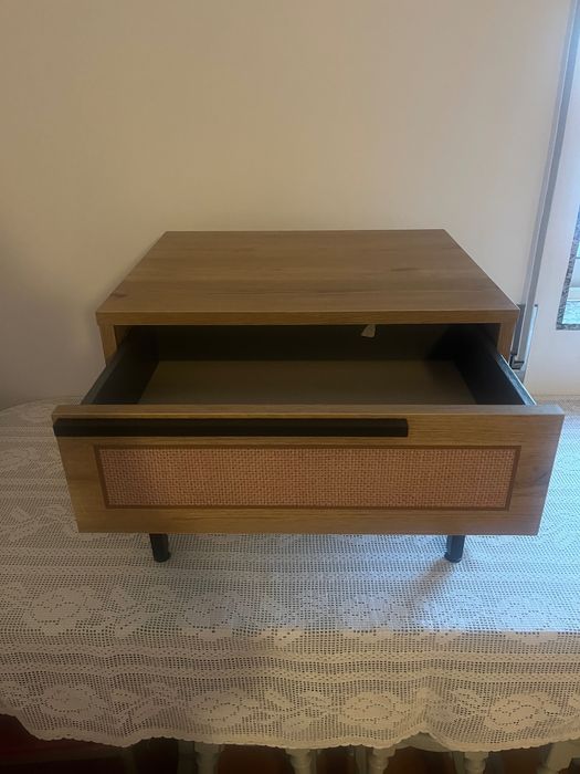 Mesa de cabeceira