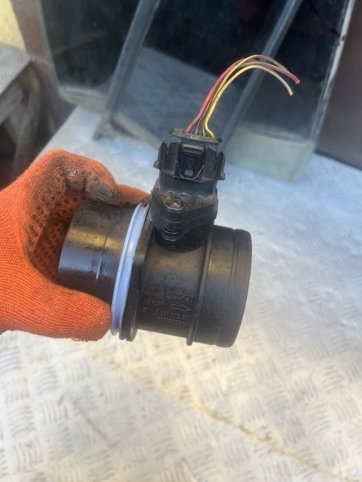 0281002501 Bosch Датчик потока (расхода) воздуха