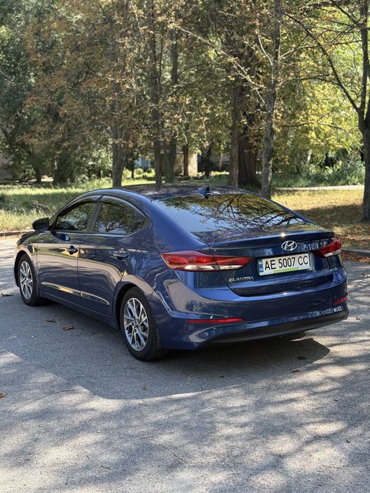 Hyundai Elantra 2018 VIN 5NPD84LF8JH313450 фото оголошення 5 з 8