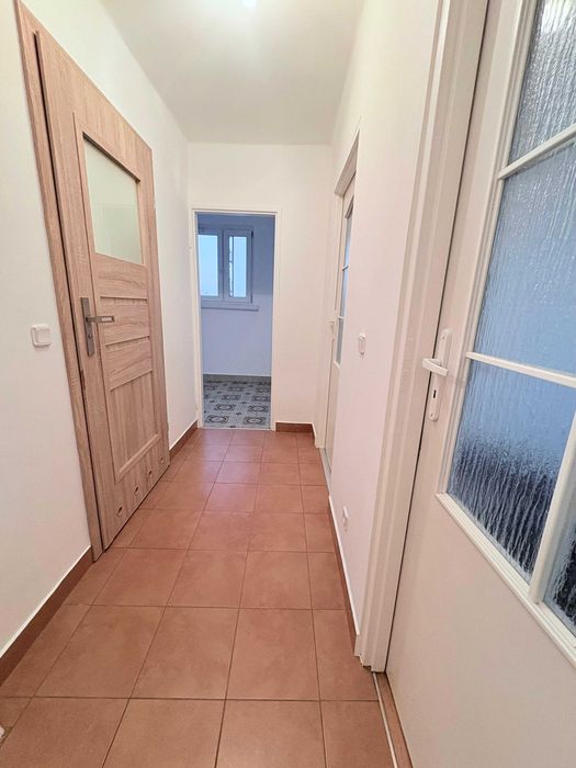 Apartment in Łask, Osiedle Mickiewicza, powiat łaski - Więcej