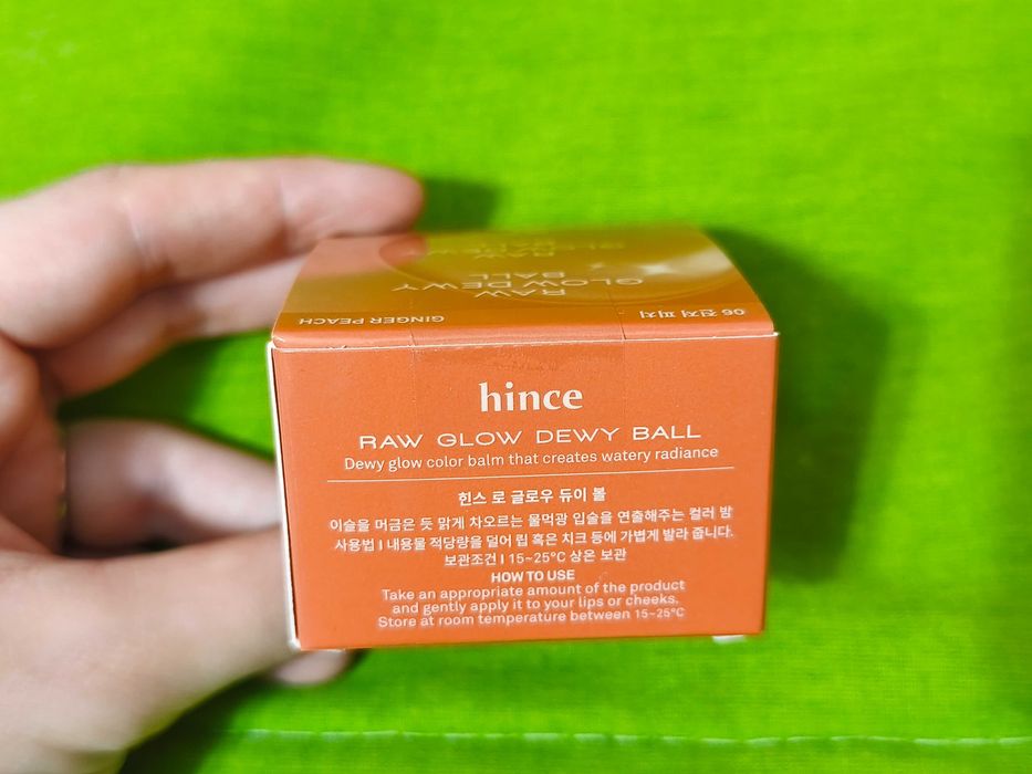 Bálsamo Labial e para Bochechas Hince Raw Glow Dewy Ball com Pêssego