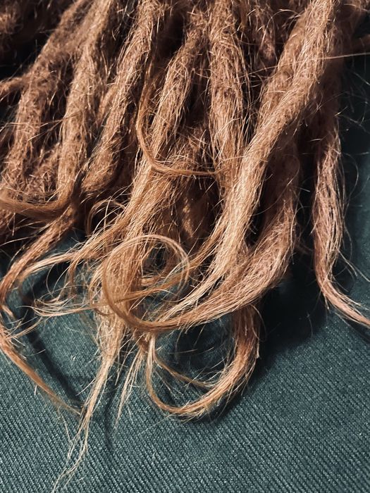 Piekne zadbane dredy naturalne