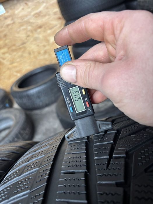 245-50-18 Hankook, зима. Ціна за 4шт. 8000.