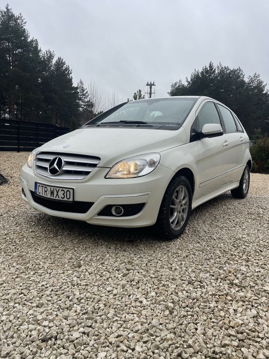 Mercedes b klasa