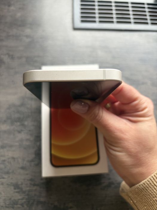 iPhone 12 mini 128 gb biały