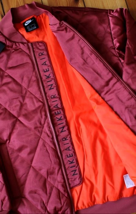 Куртка- ветровка Nike Air Satin Jacket WMNS