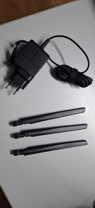 Router Asus DSL-AC68U
