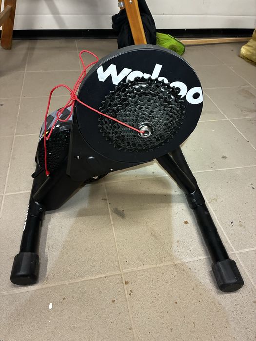 Trenażer WAHOO KICKR Core