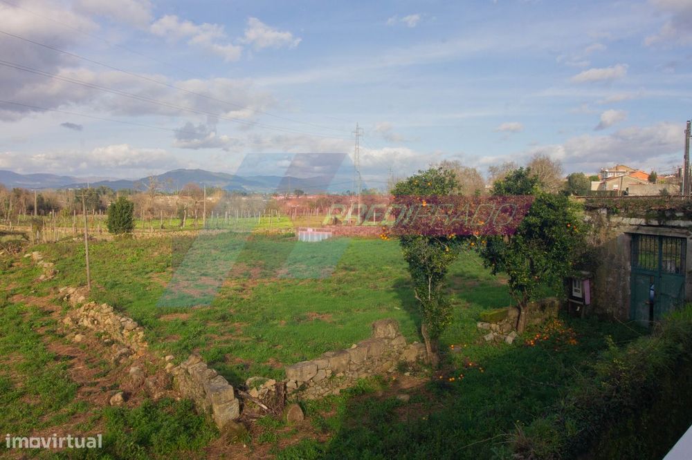 Plot of Land with 7000 m² in Adaúfe