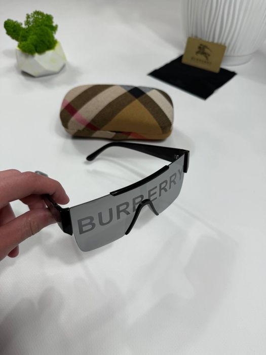 Окуляри Burberry сонцезахисні Чоловічі окуляри Барбері у пакуванні