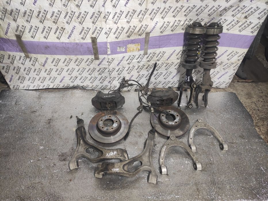 Супорт супорта диск тормозний тормозні Volkswagen Touareg NF Туарег FL