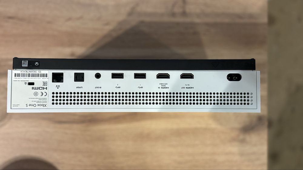 Sprzedam xbox one s