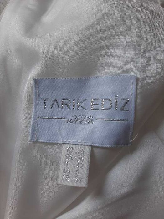 Suknia ślubna rybka tren seksowna Tarik Ediz r. 38