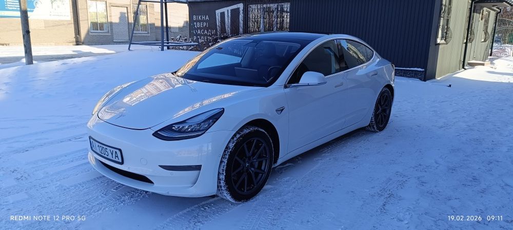 Tesla model 3 2019