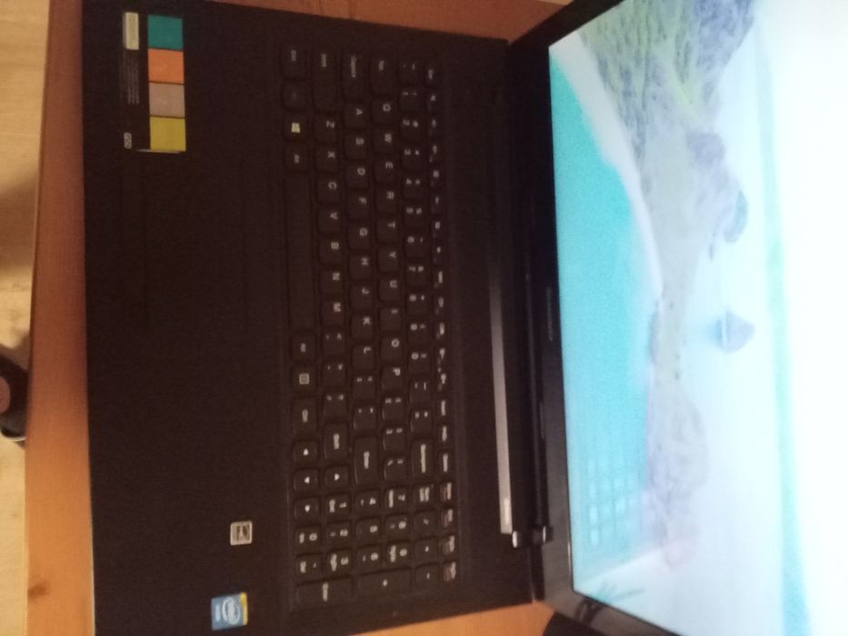 Laptop sprzedam          .