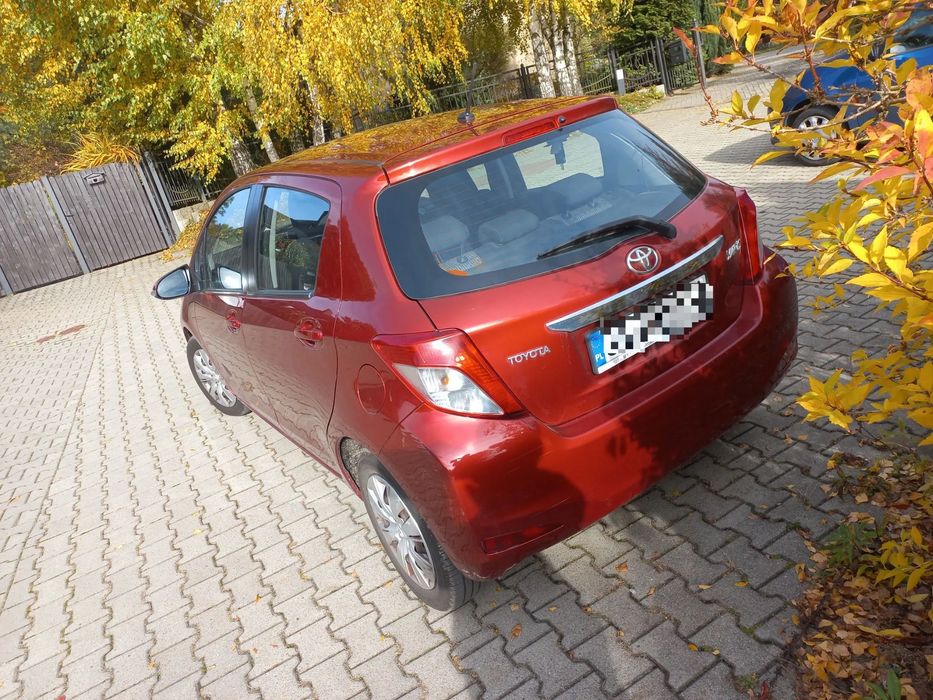 Toyota Yaris Samochód miejski, stan dobry, serwisowany regularnie