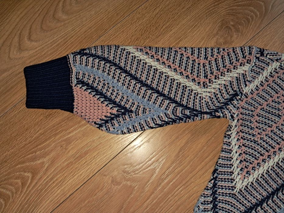 Reserved kolorowy sweter r.146cm