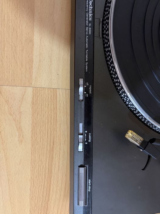 Gramofon Technics SL-B300 używany