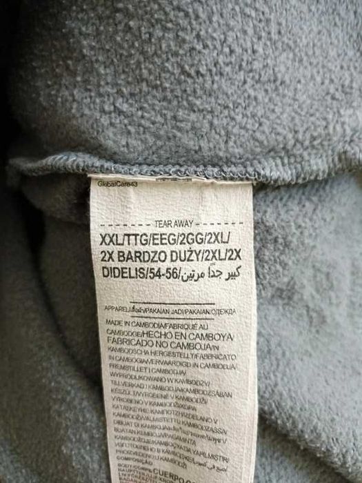 Szara bluza z kapturem męska marki Under Armour Rozmiar XXL