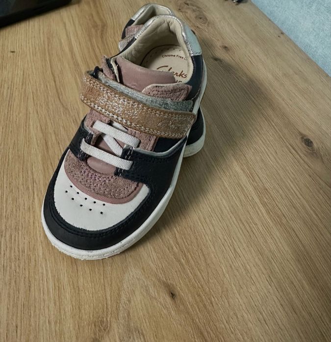 Кпосівки  Clarks