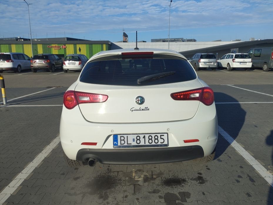 Sprzedam   Alfę Romeo Giuliette 1.4 170 km