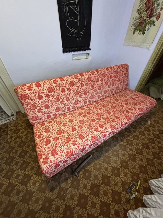 Диван радянський