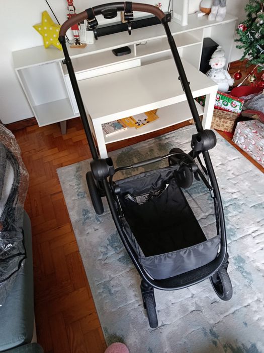 Carro de bebe Maxi Cosi.