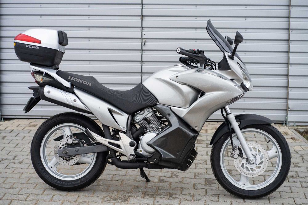 Honda XL 125 Varadero 2010 Travel Edition kat. A1/B