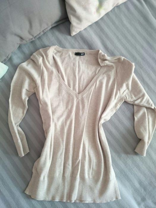 Wyprzedaż szafy. H&M sweterek s / m