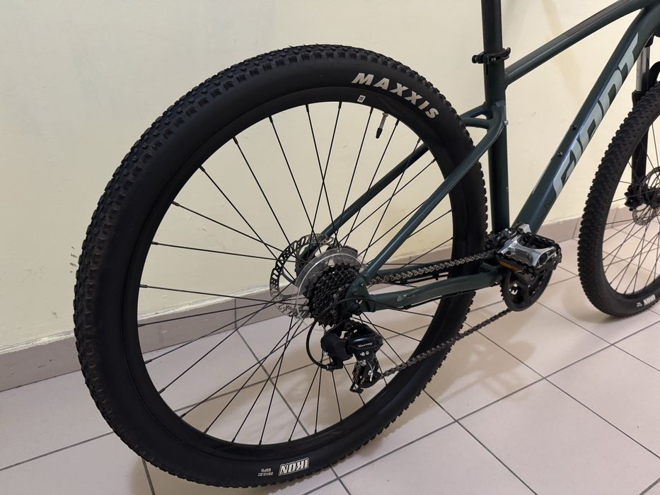 Велосипед Giant, колеса 29.