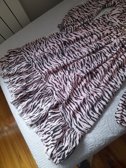 Sukienka w zeberke 38/40