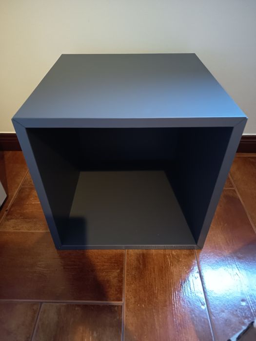 Cubo EKET cinza (IKEA)
