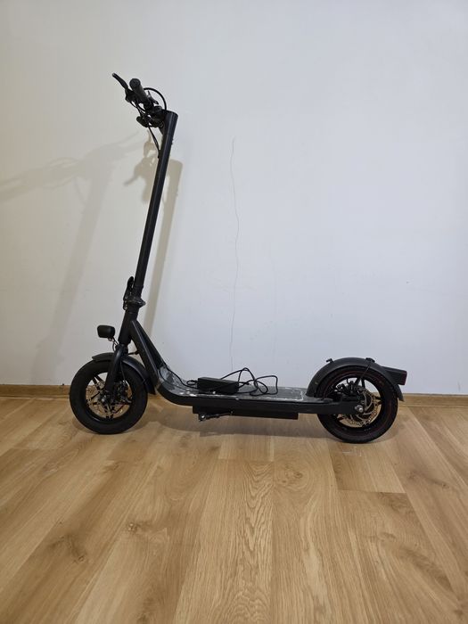 Hulajnoga fiat f500x f12
