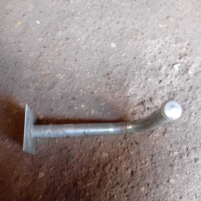 Uchwyt Antenowy Ścienny Kątowy