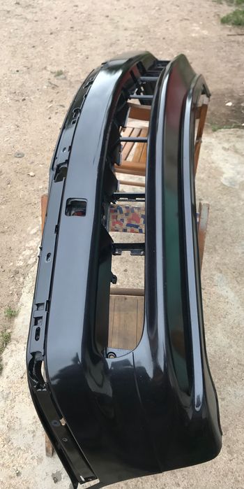 Передний бампер BMW E38