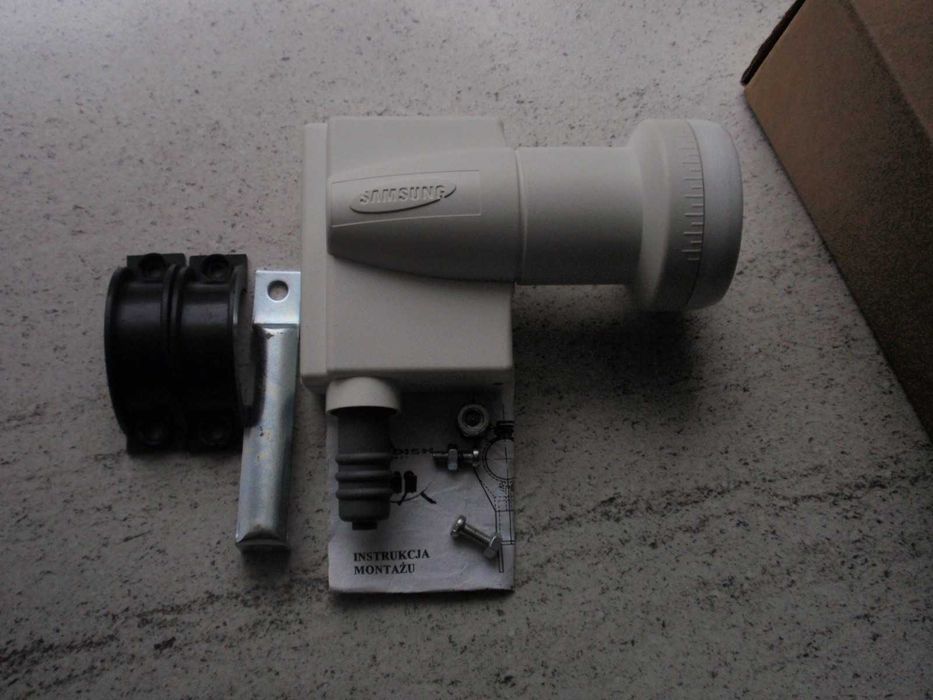 Konwerter satelitarny Samsung MSDE8232TA