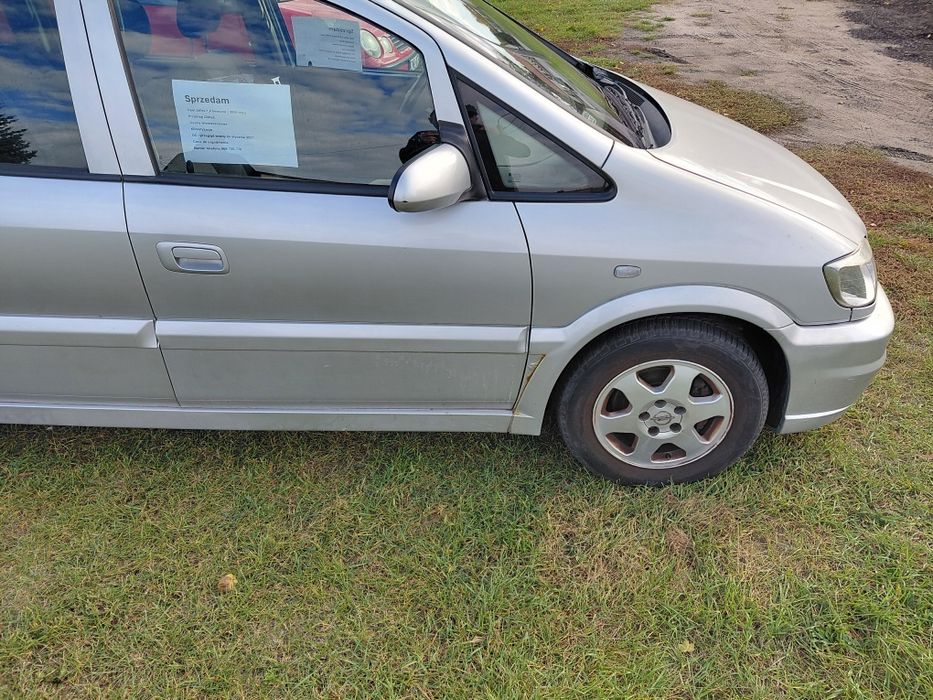 Opel zafira A 1.8 benzyna 2005
