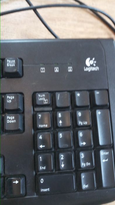 Клавиатура Logitech