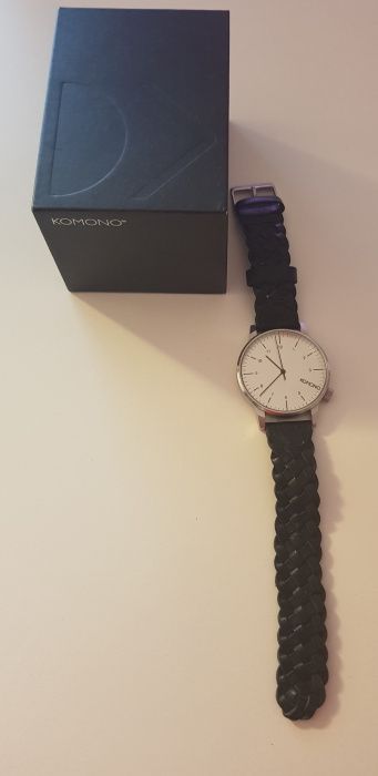 Relógio Komono bom estado