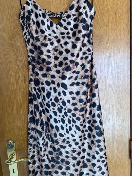 Vestido novo Zara S tigresa