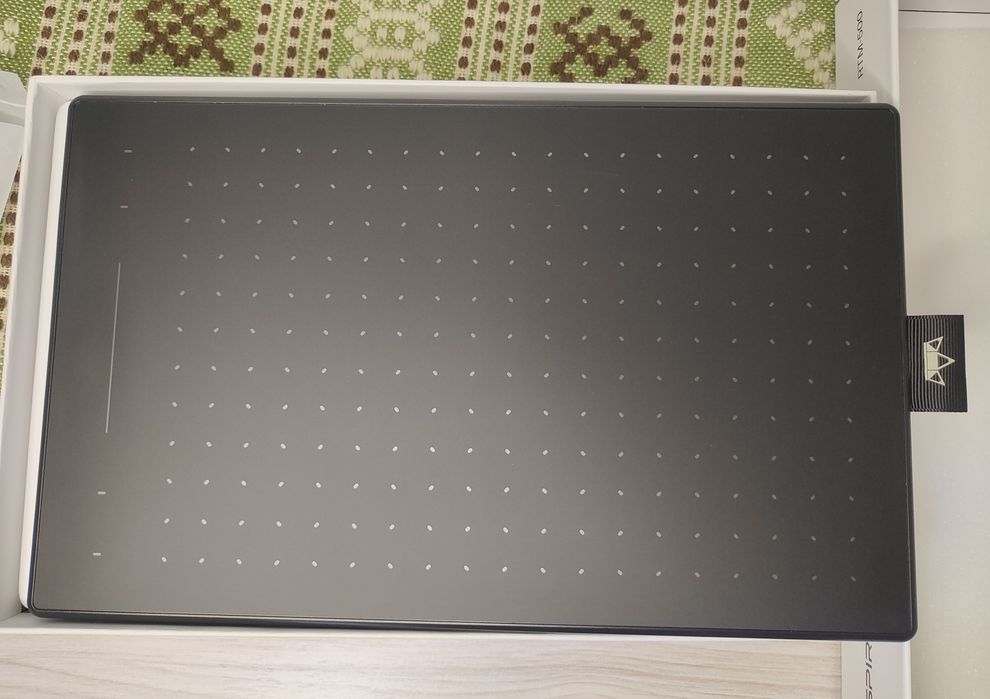 Графічний планшет Huion Inspiroy RTM-500.