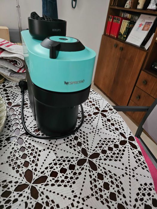 Máquina de Café KRUPS Nespresso