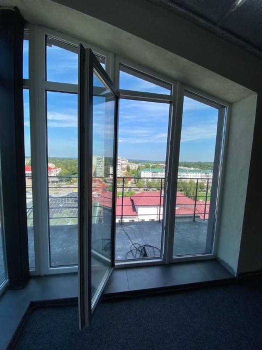 Просторі мансардні квартири 2х та 3х кімнатні