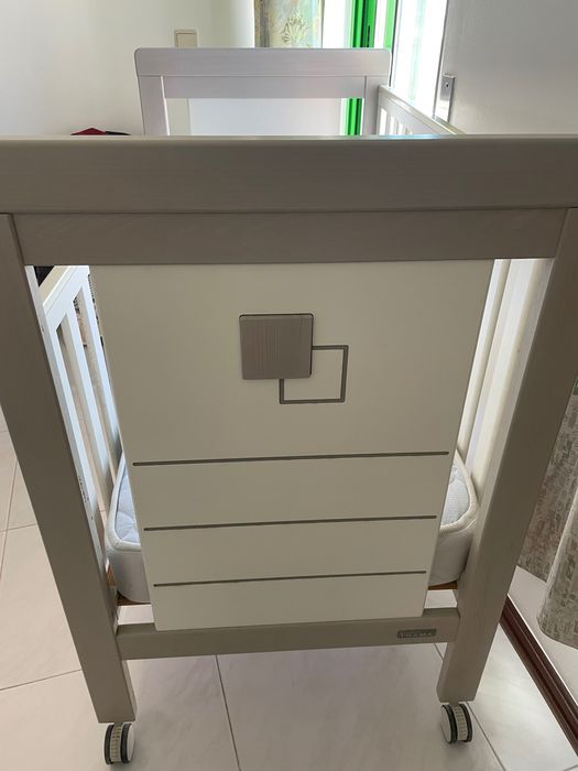 Cama berço de bebé